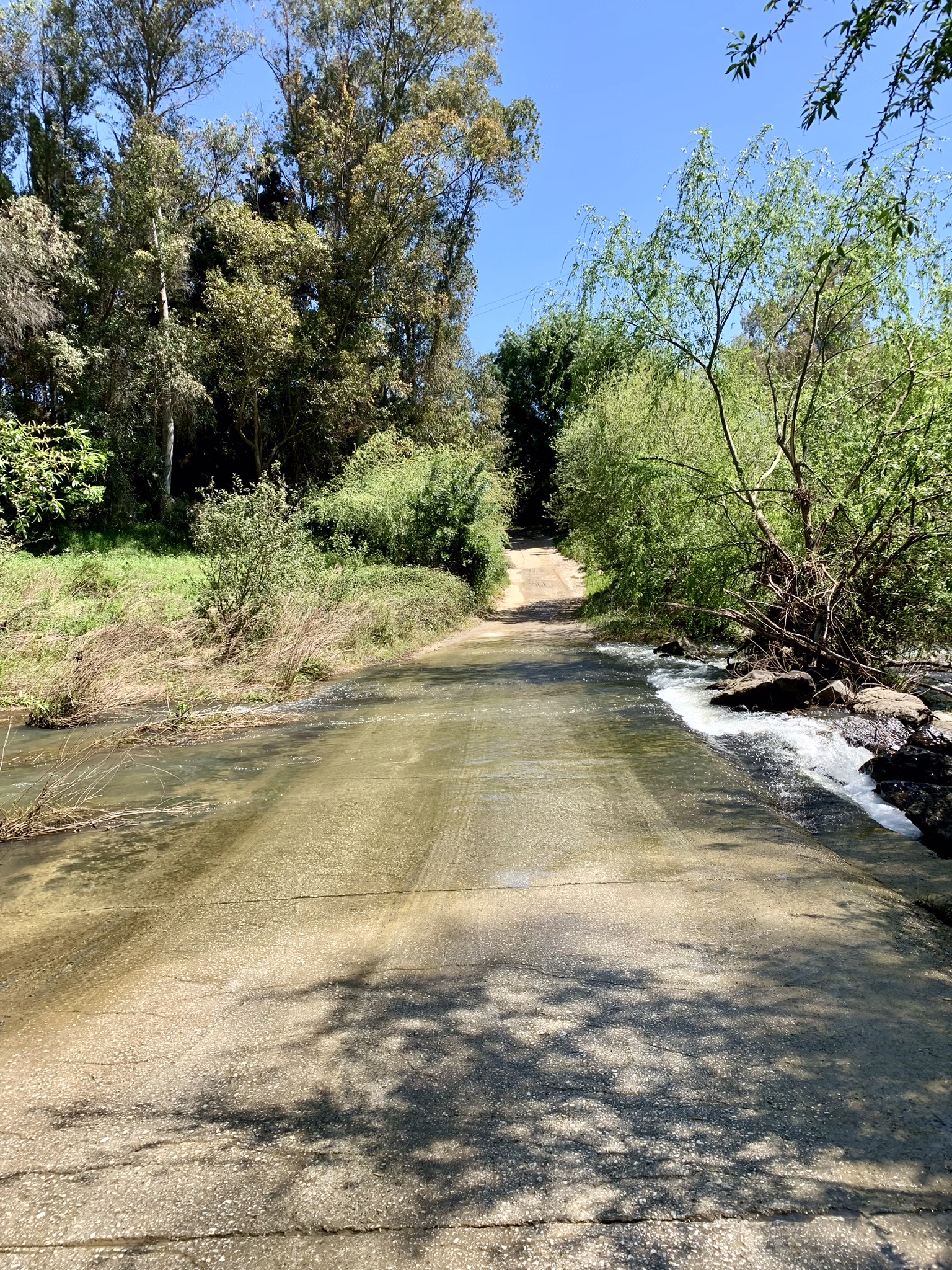 A ford on the Rio Hozgarganta near San Martin del Tesorillo on the Via Serrana