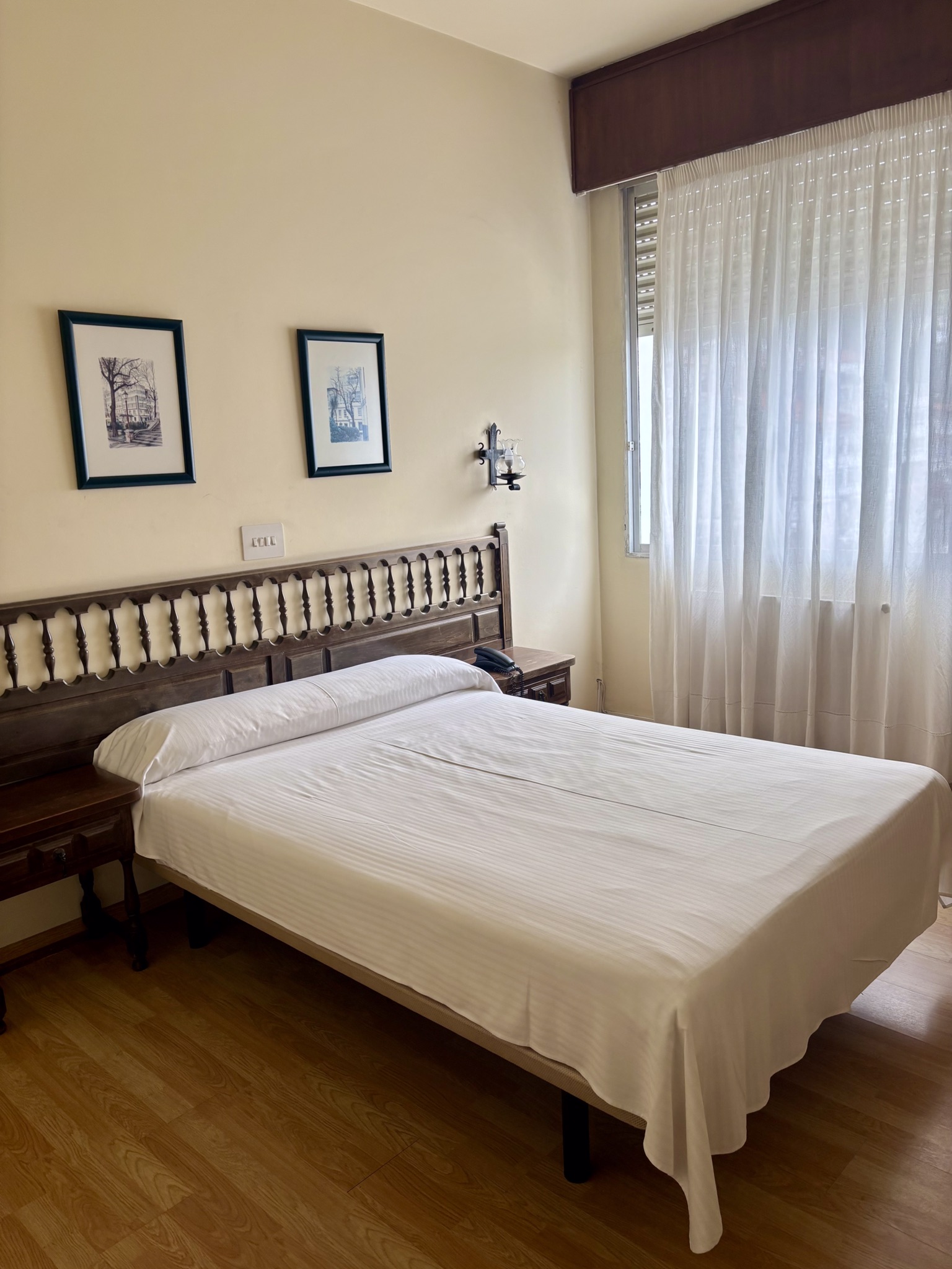 A double room at Hotel Eumesa in Pontedeume on the Camino Ingles